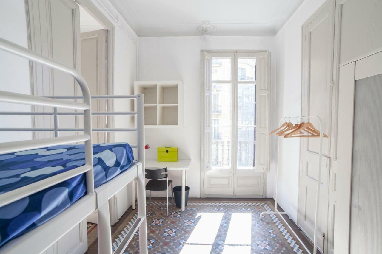 B21-Apartamento Modernista Para Grupos Barcelona Buitenkant foto