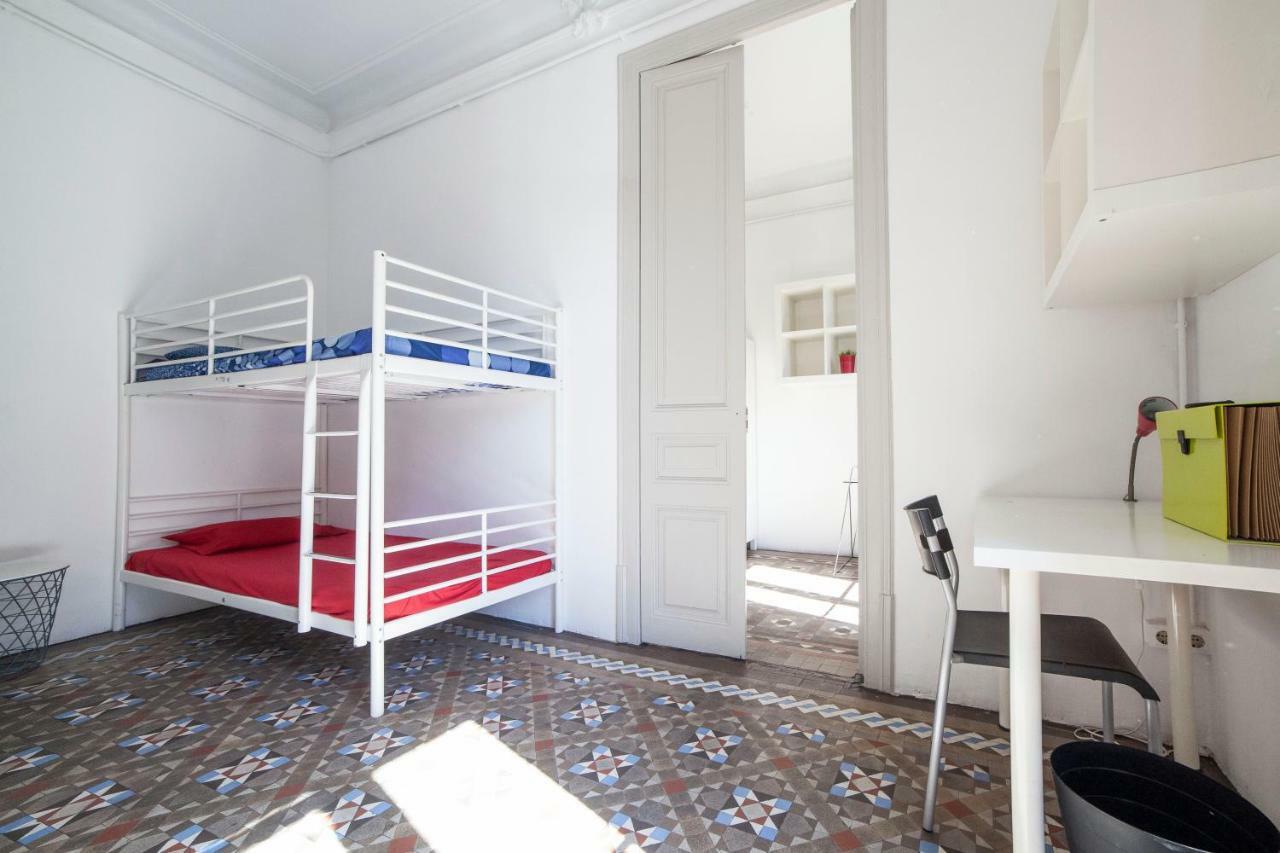 B21-Apartamento Modernista Para Grupos Barcelona Buitenkant foto