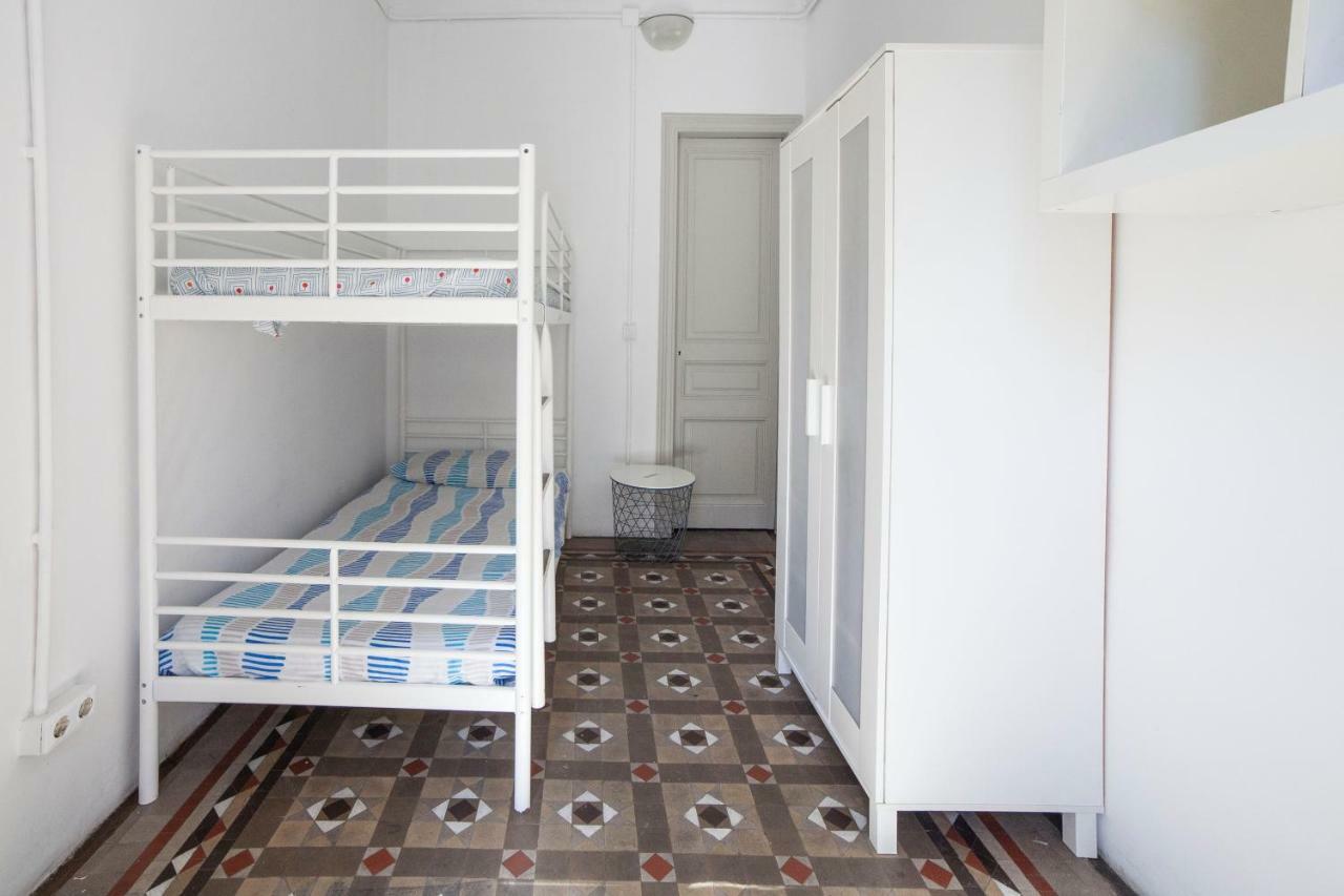 B21-Apartamento Modernista Para Grupos Barcelona Buitenkant foto